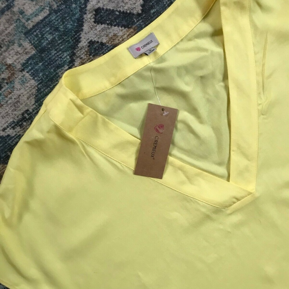 NWT CREMIEX Canary V-Neck Capped-SleeveWork Shirt